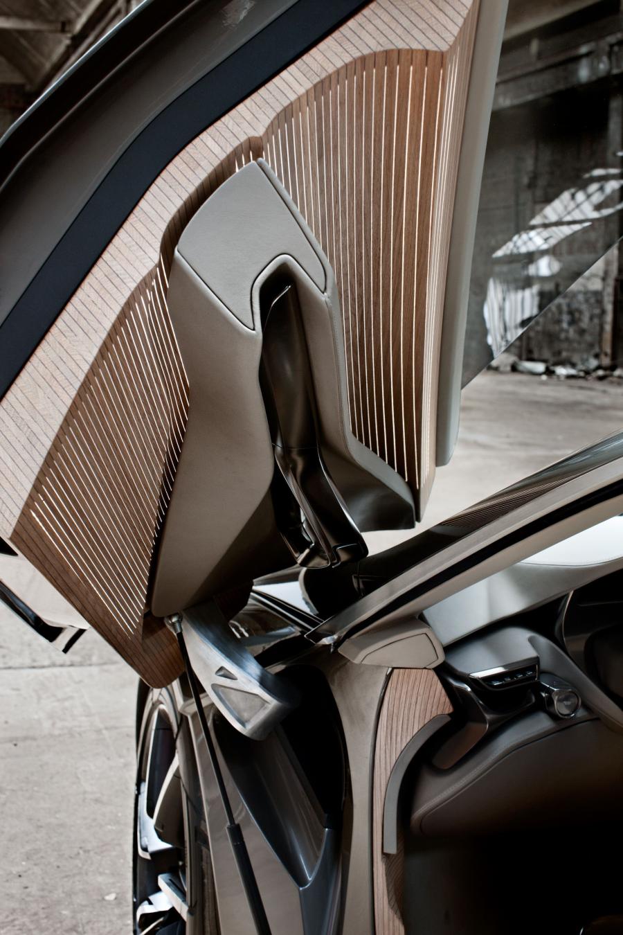  Peugeot HX1 Concept 2011 года  (фото 13 из 88)